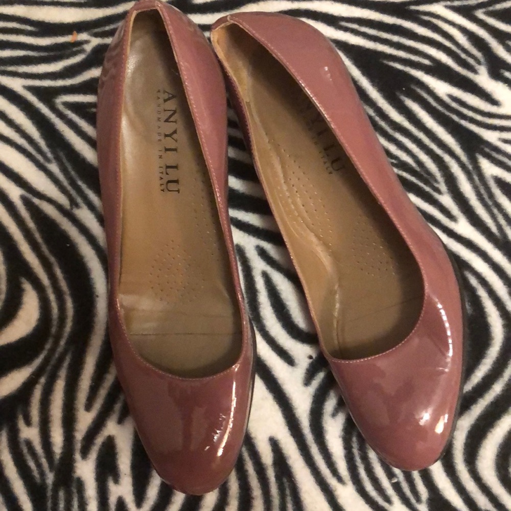 Anyi Lu Mauve Patent shoes